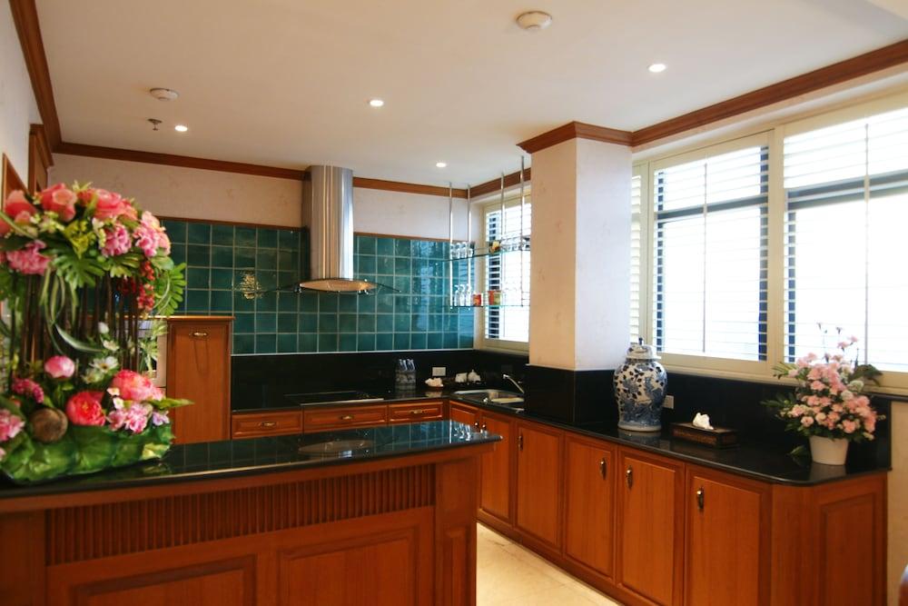 Grand Diamond Suites Hotel Bangkok Extérieur photo