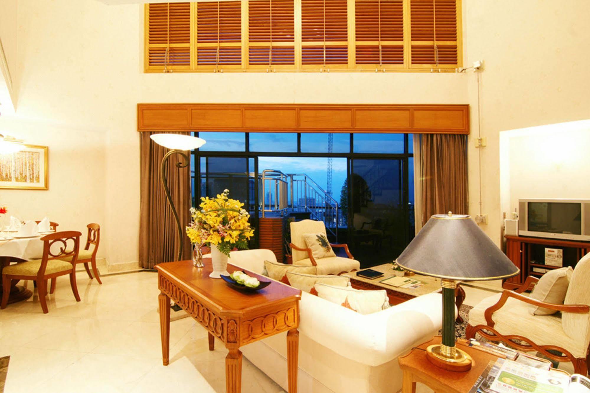 Grand Diamond Suites Hotel Bangkok Extérieur photo