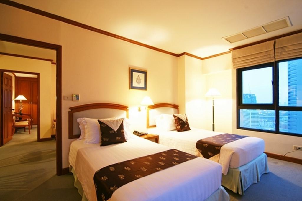 Grand Diamond Suites Hotel Bangkok Extérieur photo